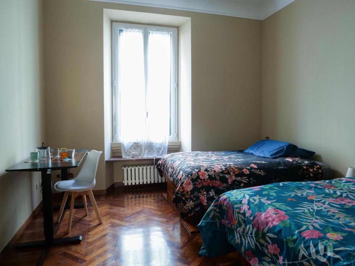 Wonderful Downtown Apartment-Hd Netflix, King-Size Bed, Two Minutes' Walk From Metro Μιλάνο Εξωτερικό φωτογραφία