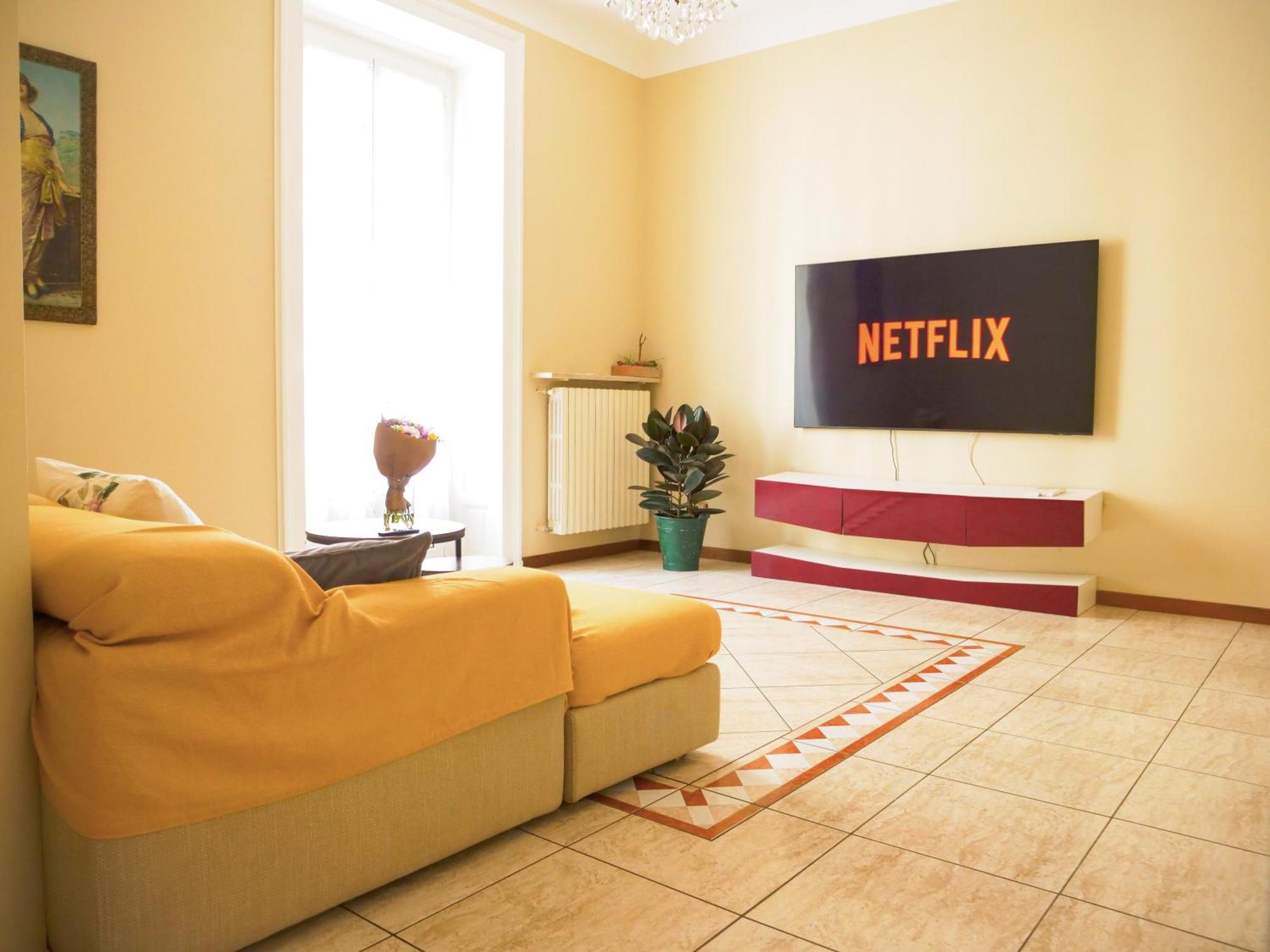 Wonderful Downtown Apartment-Hd Netflix, King-Size Bed, Two Minutes' Walk From Metro Μιλάνο Εξωτερικό φωτογραφία